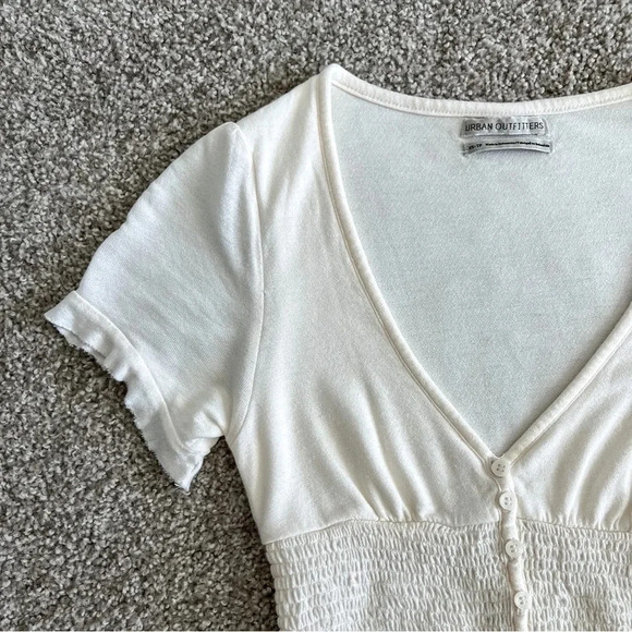 Urban Outfitters Button Up Crop Top - Picture 5 of 5